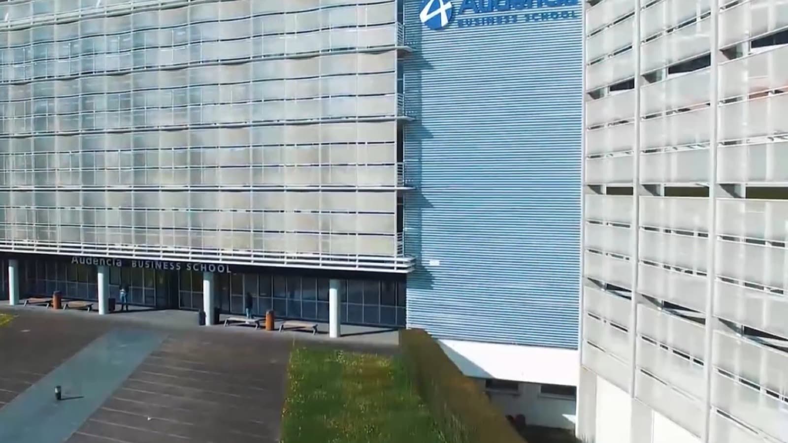 Бизнес-школа Audencia